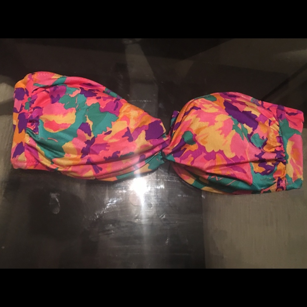 Floral strapless bikini top from Victoria’s Secret